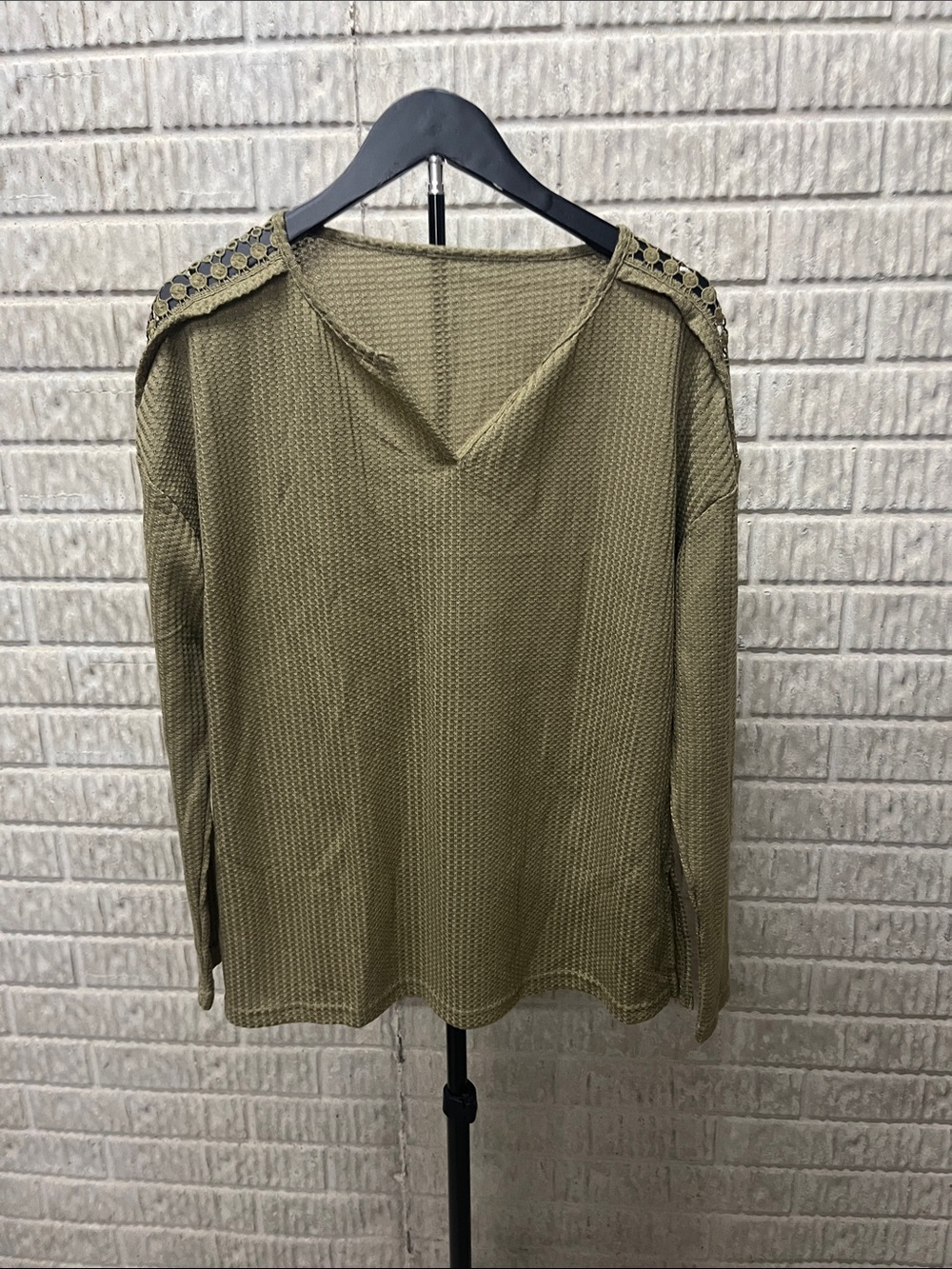 Cupshe Olive Green Waffle Knit V-Neck Long Sleeve Top